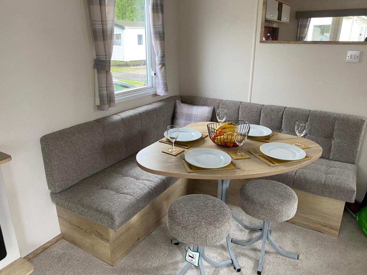 Haggerston Castle 6 Berth Caravan - Riverside 37 Cheswick  Exterior foto