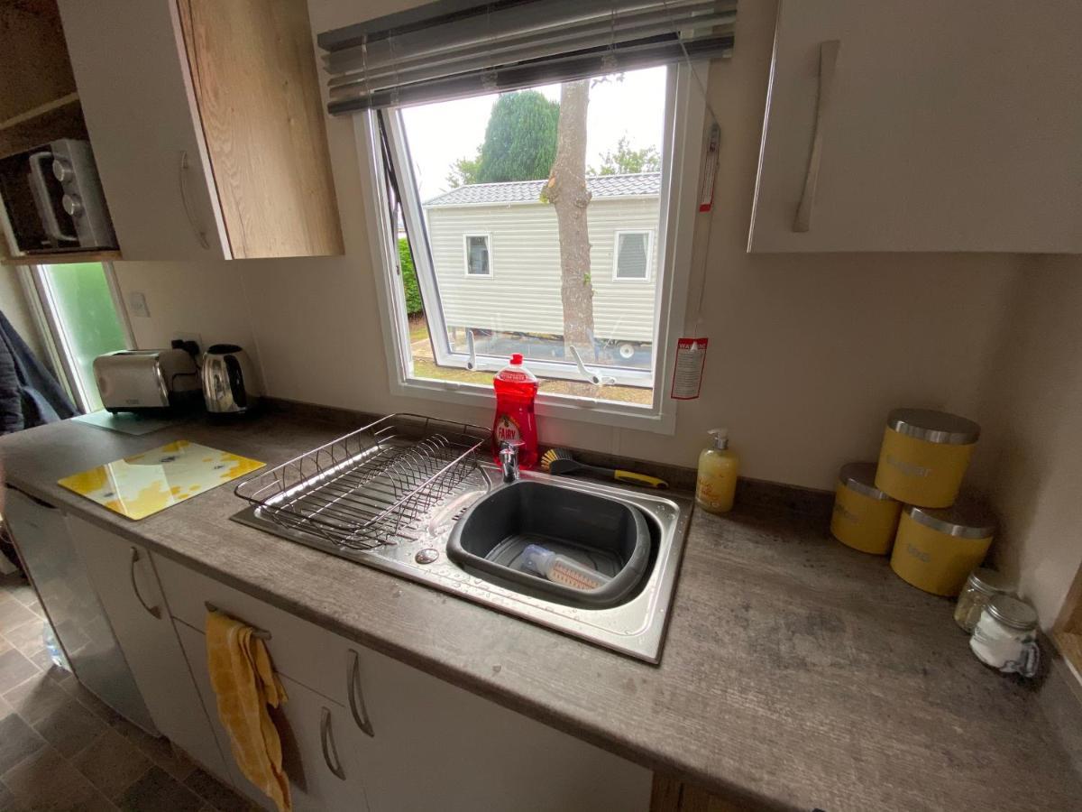 Haggerston Castle 6 Berth Caravan - Riverside 37 Cheswick  Exterior foto